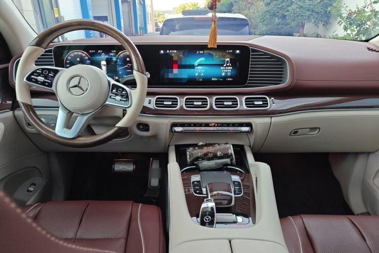 Used Mercedes-Benz Maybach GLS 2022 GLS 480 4MATIC Center Console