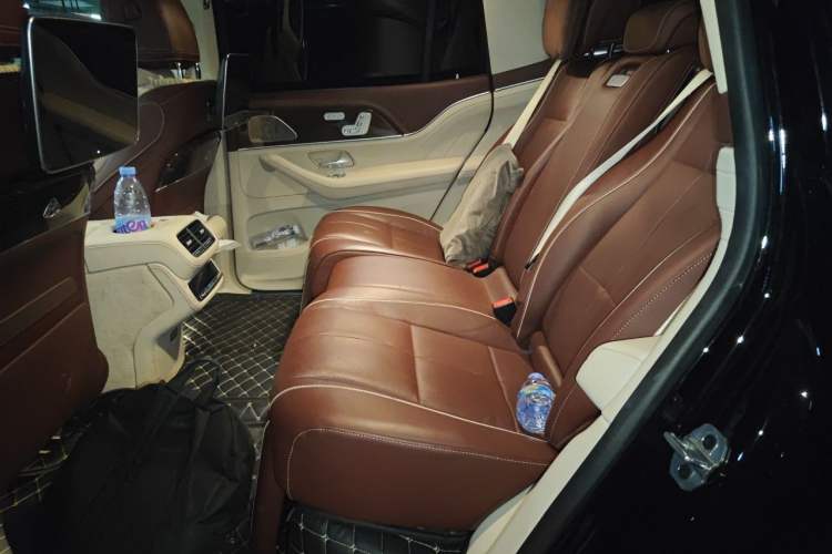 Used Mercedes-Benz Maybach GLS 2022 GLS 480 4MATIC Left Rear Seat