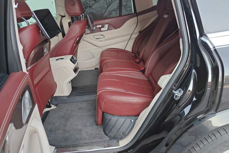 Used Mercedes-Benz Maybach GLS 2022 GLS 480 4MATIC Left Rear Seat