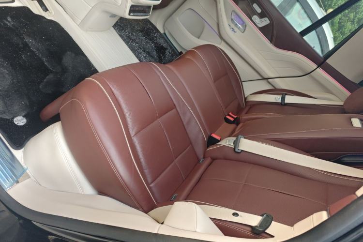 Used Mercedes-Benz Maybach GLS 2022 GLS 480 4MATIC Left Rear Seat