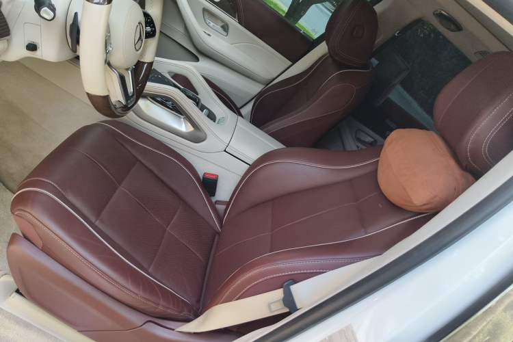 Used Mercedes-Benz Maybach GLS 2022 GLS 480 4MATIC Left Front Seat