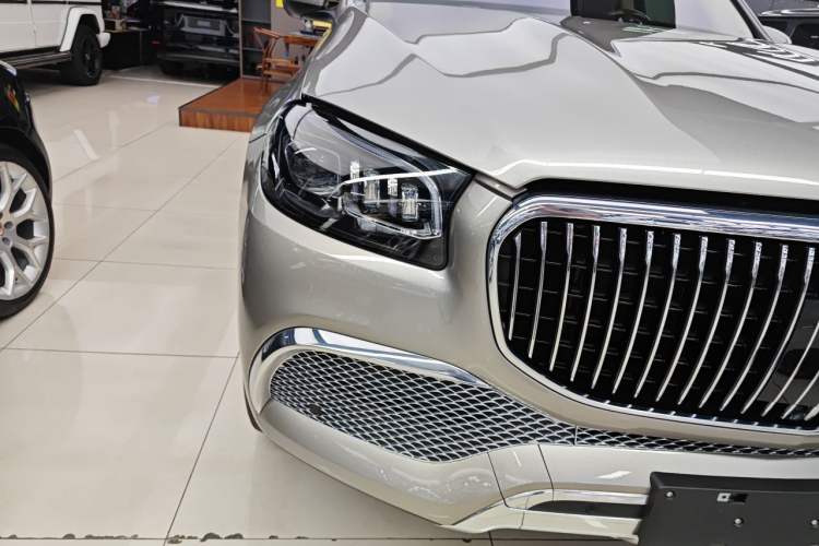 Used Mercedes-Benz Maybach GLS 2022 GLS 480 4MATIC Right Front Headlight