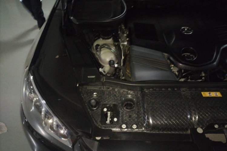 Used Mercedes-Benz Maybach GLS 2022 GLS 480 4MATIC Engine Bay Right