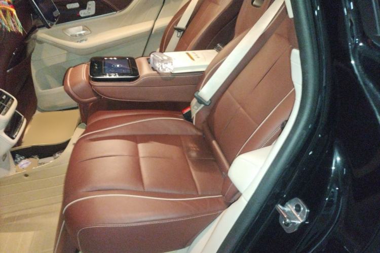 Used Mercedes-Benz Maybach GLS 2022 GLS 480 4MATIC Left Rear Seat