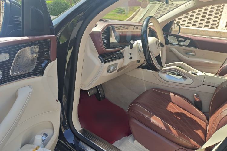 Used Mercedes-Benz Maybach GLS 2024 GLS 480 4MATIC Driver Seat
