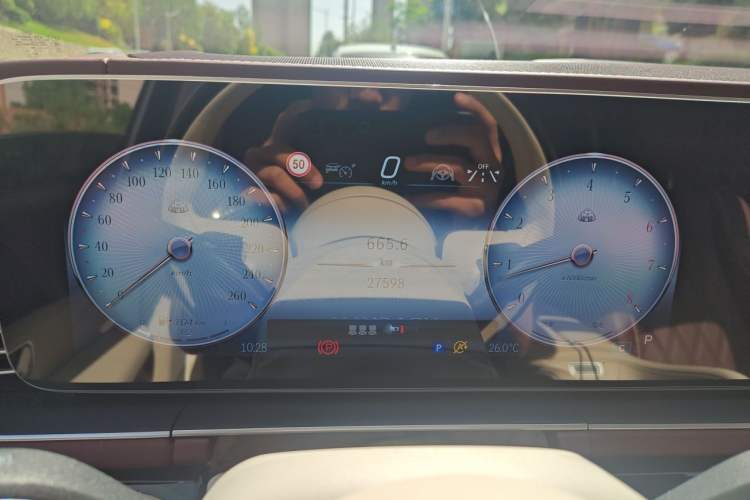 Used Mercedes-Benz Maybach GLS 2024 GLS 480 4MATIC Instrument Cluster