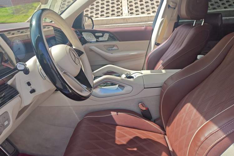 Used Mercedes-Benz Maybach GLS 2024 GLS 480 4MATIC Left Front Seat