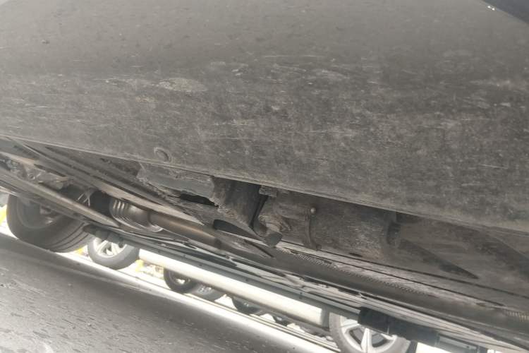 Used Mercedes-Benz Maybach GLS 2025 GLS 480 4MATIC Chassis Rear Left