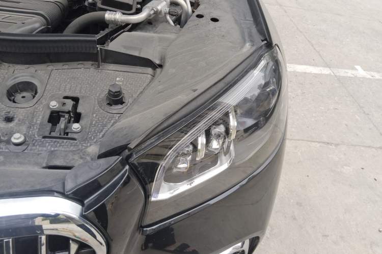 Used Mercedes-Benz Maybach GLS 2025 GLS 480 4MATIC Engine Bay Left