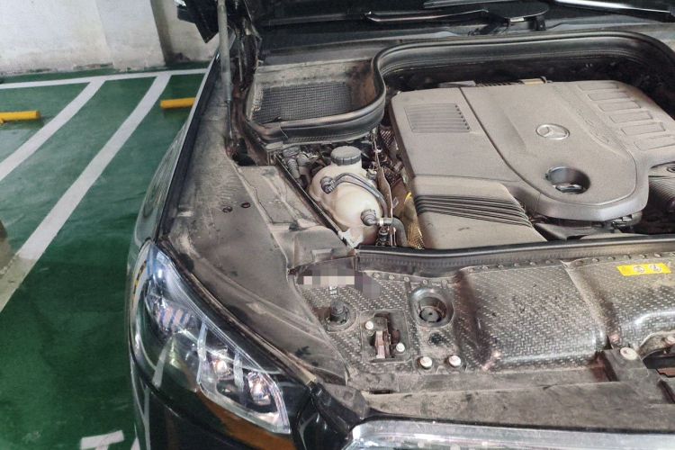 Used Mercedes-Benz Maybach GLS 2025 GLS 480 4MATIC Engine Bay Right