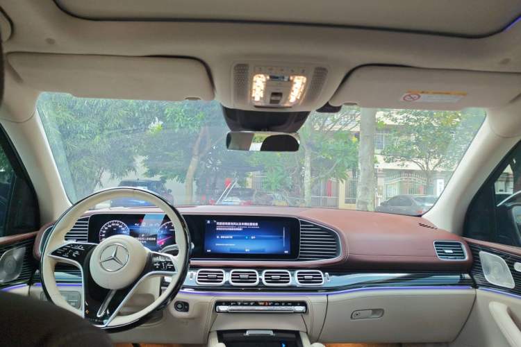 Used Mercedes-Benz Maybach GLS 2025 GLS 480 4MATIC Headliner