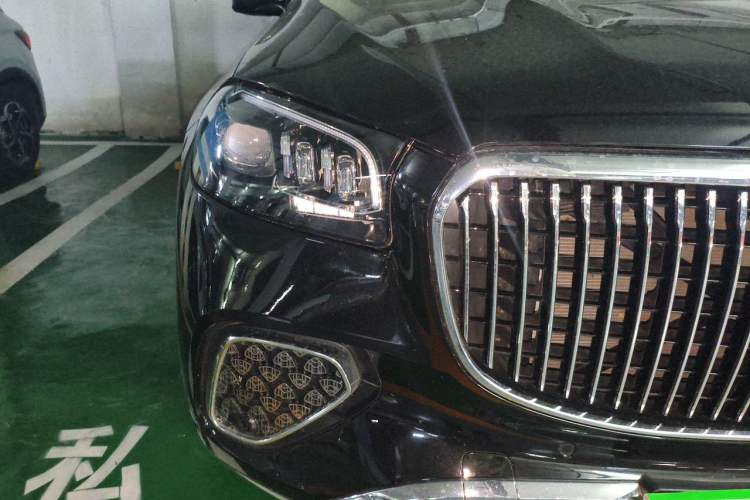 Used Mercedes-Benz Maybach GLS 2025 GLS 480 4MATIC Right Front Headlight