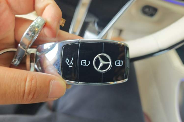 Used Mercedes-Benz Maybach GLS 2025 GLS 480 4MATIC Vehicle Key
