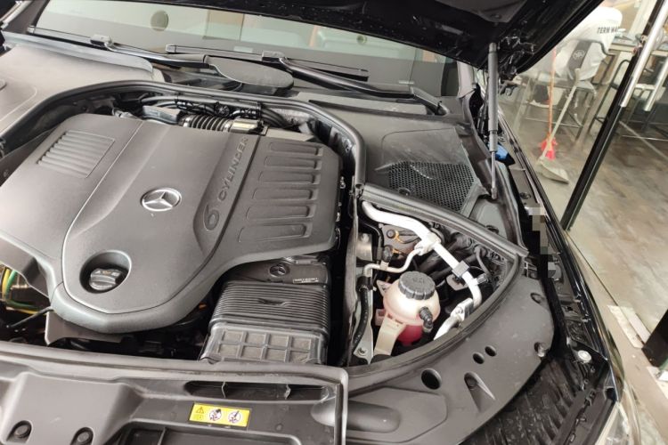 Used Mercedes-Benz Maybach S-Class 2025-Year Restyled S 480 4MATIC Engine Bay Left