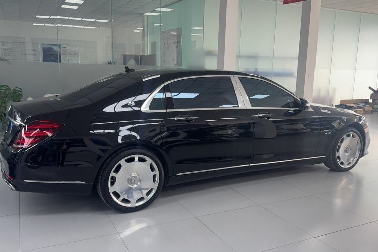 Used Mercedes-Benz Maybach S-Class 2019 S 560 4MATIC Exterior 3