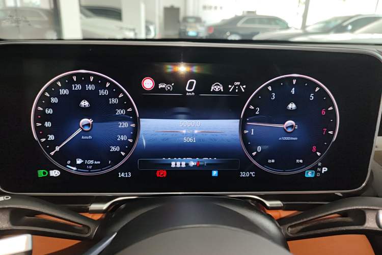 Used Mercedes-Benz Maybach S-Class 2025-Year Restyled S 480 4MATIC Instrument Cluster
