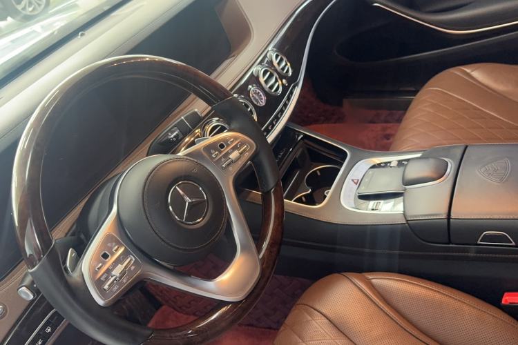 Used Mercedes-Benz Maybach S-Class 2019 S 560 4MATIC Interior 2