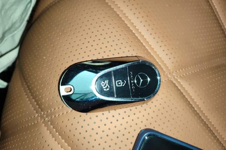 Used Mercedes-Benz Maybach S-Class 2025-Year Restyled S 480 4MATIC Vehicle Key