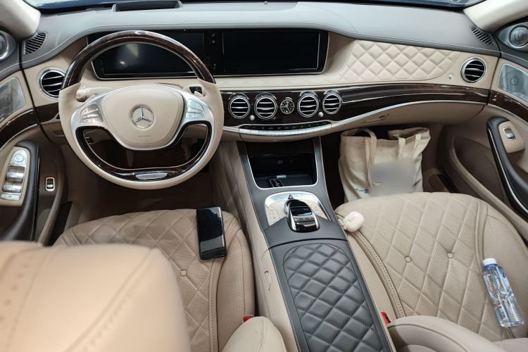 Used Mercedes-Benz Maybach S-Class 2015 S 600 Center Console