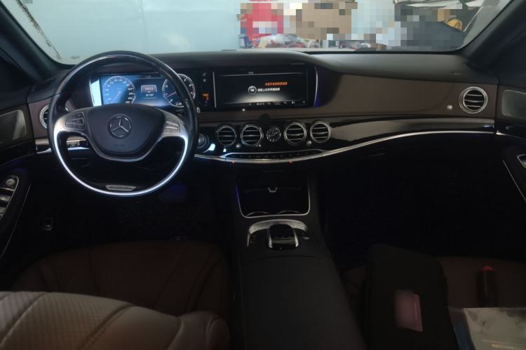 Used Mercedes-Benz Maybach S-Class 2015 S 400 4MATIC Center Console