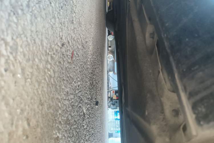 Used Mercedes-Benz Maybach S-Class 2015 S 400 4MATIC Chassis Rear Left