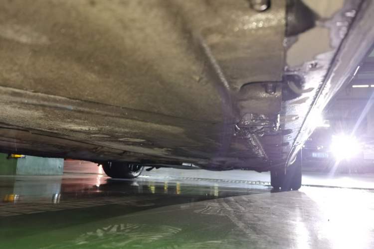 Used Mercedes-Benz Maybach S-Class 2015 S 400 4MATIC Chassis Rear Right