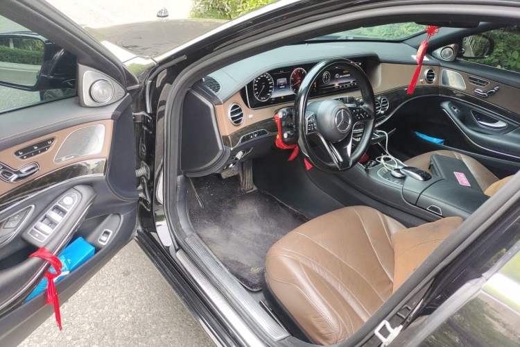 Used Mercedes-Benz Maybach S-Class 2015 S 400 4MATIC Driver Seat