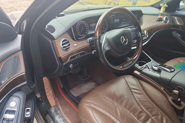 Used Mercedes-Benz Maybach S-Class 2015 S 400 4MATIC Driver Seat