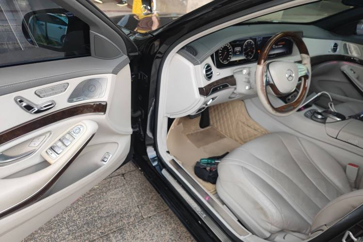 Used Mercedes-Benz Maybach S-Class 2015 S 400 4MATIC Driver Seat