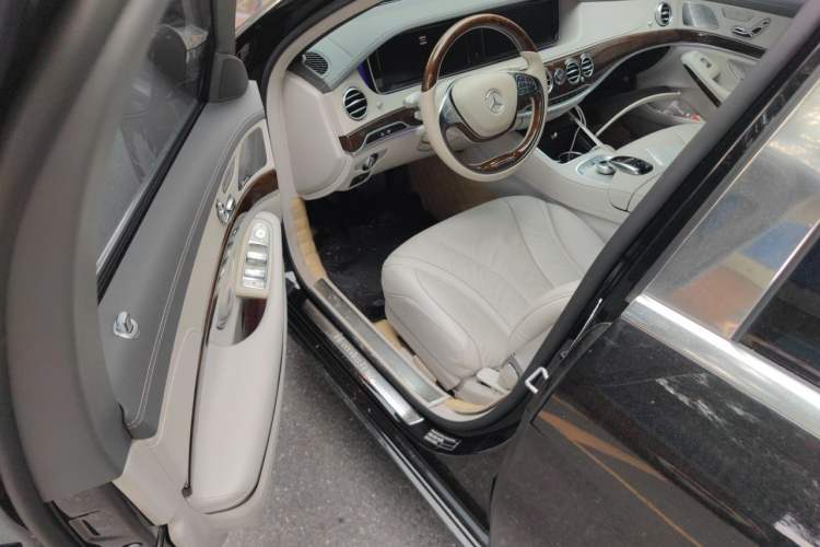 Used Mercedes-Benz Maybach S-Class 2015 S 400 4MATIC Driver Seat