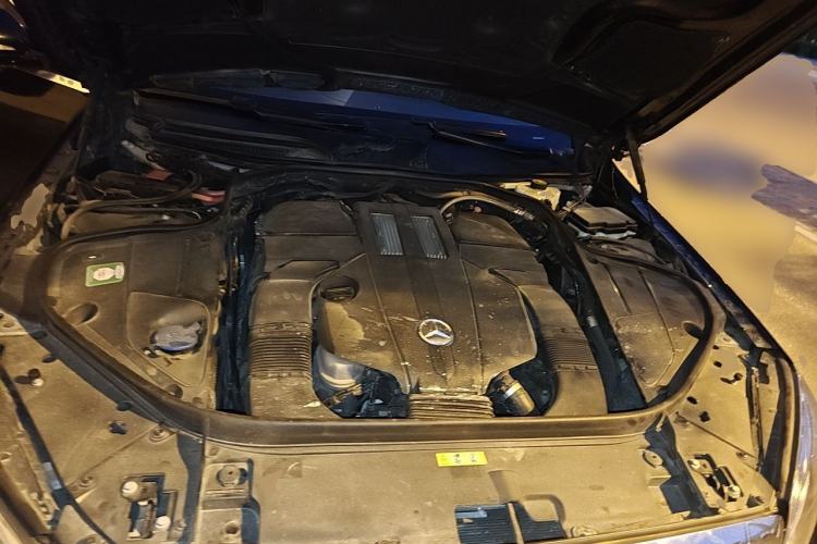 Used Mercedes-Benz Maybach S-Class 2015 S 400 4MATIC Engine Bay