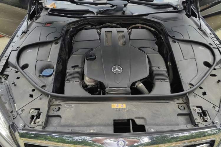 Used Mercedes-Benz Maybach S-Class 2015 S 400 4MATIC Engine Bay