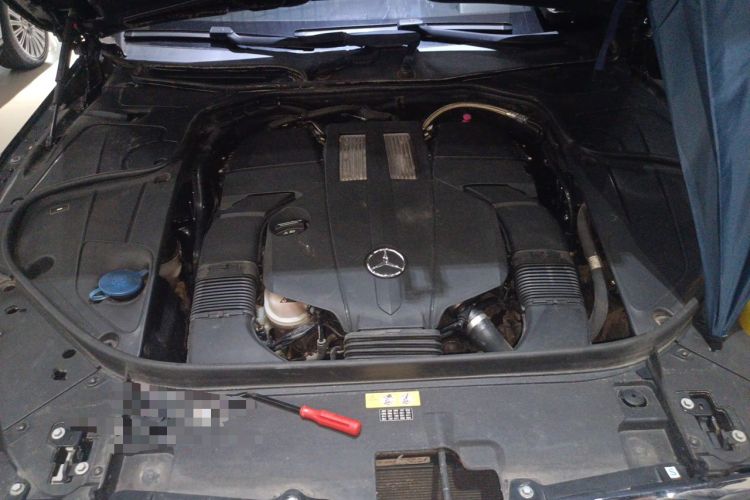 Used Mercedes-Benz Maybach S-Class 2015 S 400 4MATIC Engine Bay