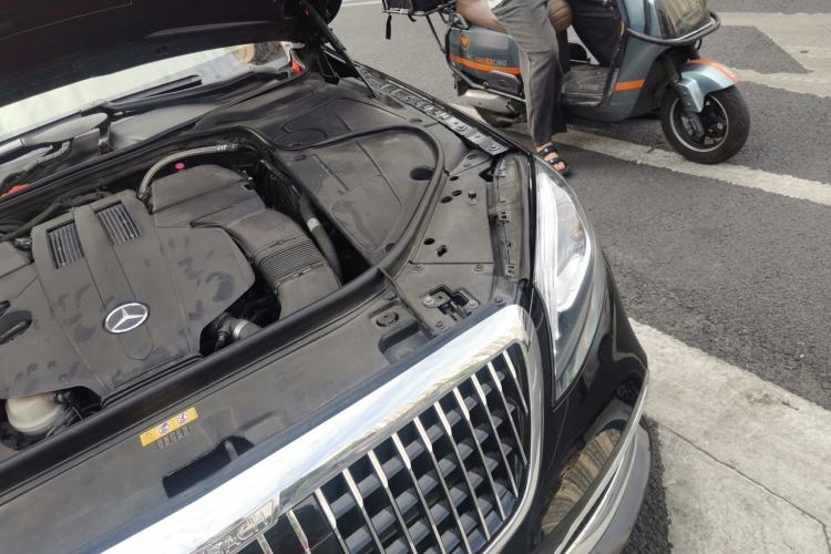 Used Mercedes-Benz Maybach S-Class 2015 S 400 4MATIC Engine Bay Left