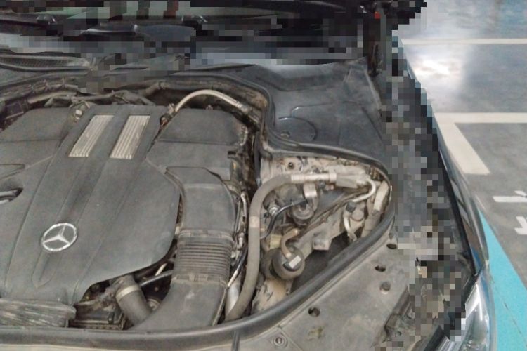 Used Mercedes-Benz Maybach S-Class 2015 S 400 4MATIC Engine Bay Left