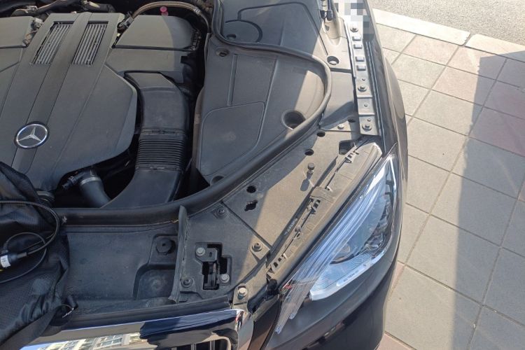 Used Mercedes-Benz Maybach S-Class 2015 S 400 4MATIC Engine Bay Left
