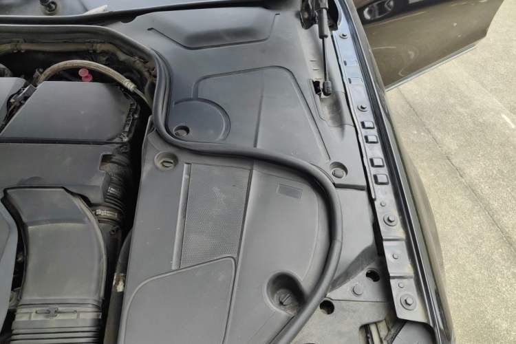 Used Mercedes-Benz Maybach S-Class 2015 S 400 4MATIC Engine Bay Left