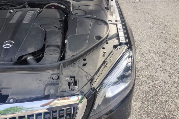 Used Mercedes-Benz Maybach S-Class 2015 S 400 4MATIC Engine Bay Left