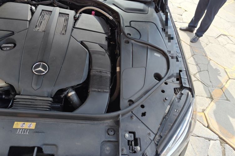 Used Mercedes-Benz Maybach S-Class 2015 S 400 4MATIC Engine Bay Left
