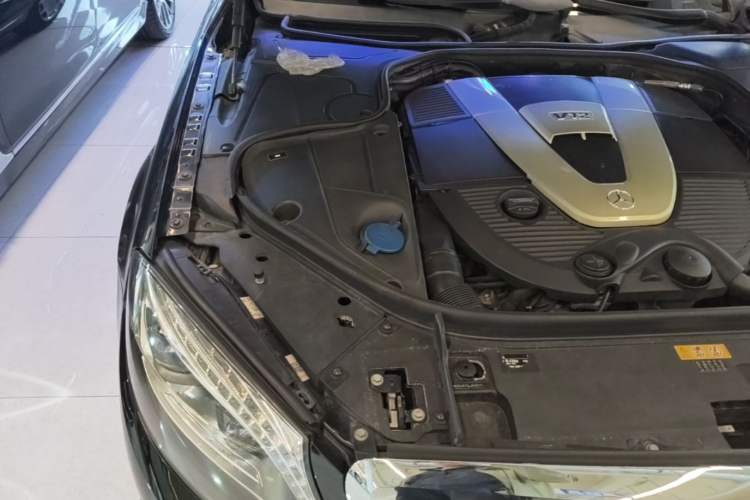 Used Mercedes-Benz Maybach S-Class 2015 S 600 Engine Bay Right