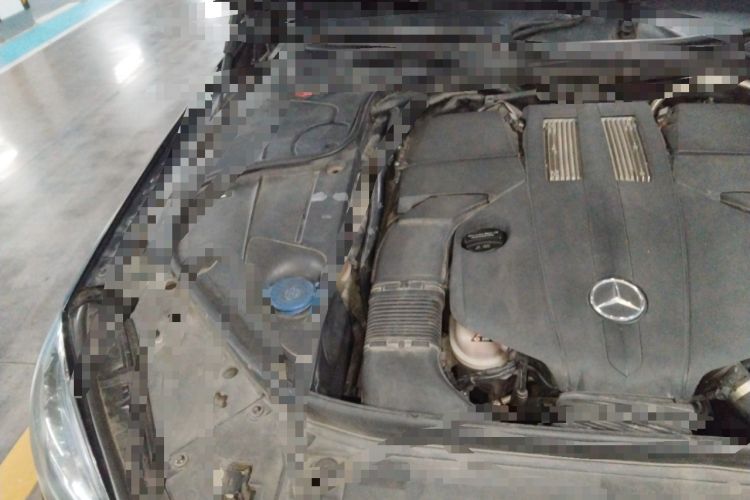Used Mercedes-Benz Maybach S-Class 2015 S 400 4MATIC Engine Bay Right