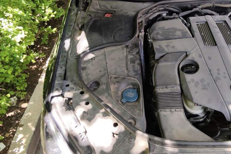 Used Mercedes-Benz Maybach S-Class 2015 S 400 4MATIC Engine Bay Right