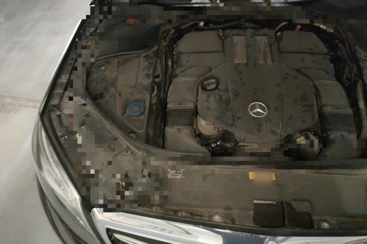 Used Mercedes-Benz Maybach S-Class 2015 S 400 4MATIC Engine Bay Right