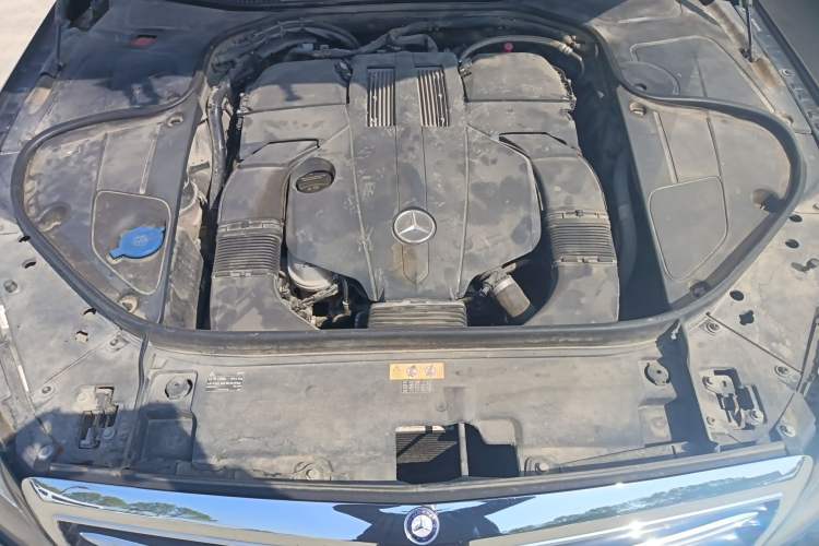 Used Mercedes-Benz Maybach S-Class 2015 S 400 4MATIC Engine Bay