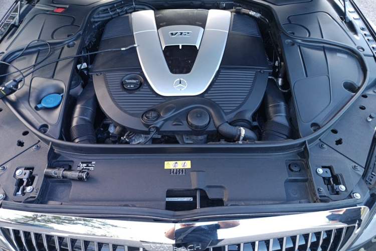 Used Mercedes-Benz Maybach S-Class 2015 S 600 Engine Bay