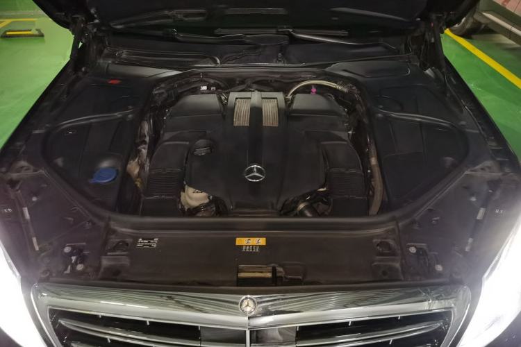 Used Mercedes-Benz Maybach S-Class 2015 S 400 4MATIC Engine Bay