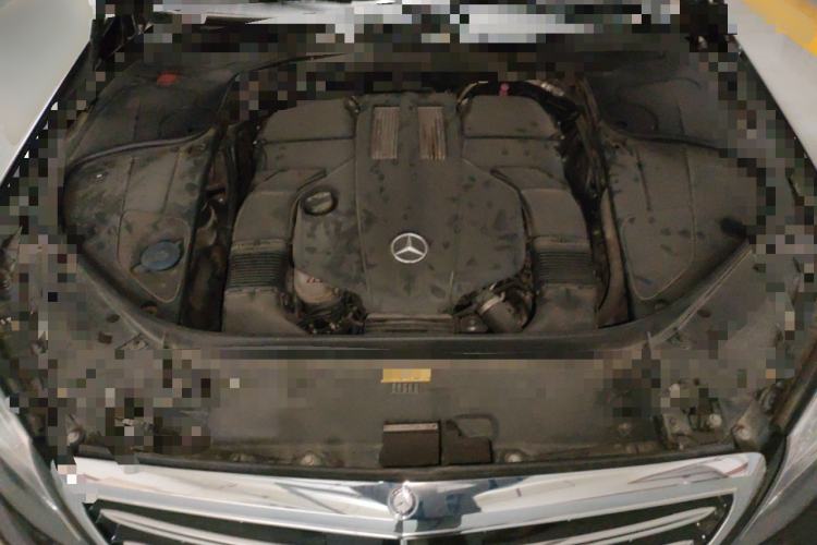 Used Mercedes-Benz Maybach S-Class 2015 S 400 4MATIC Engine Bay