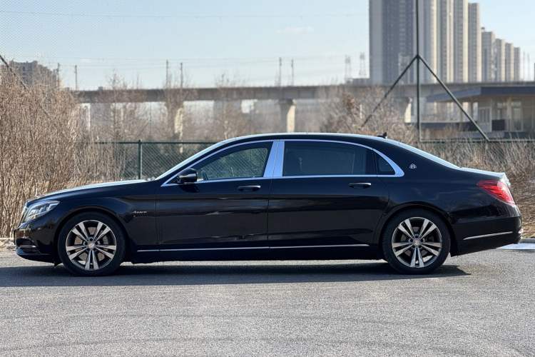 Used Mercedes-Benz Maybach S-Class 2015 S 400 4MATIC Exterior 1