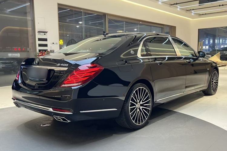 Used Mercedes-Benz Maybach S-Class 2015 S 400 4MATIC Exterior 5