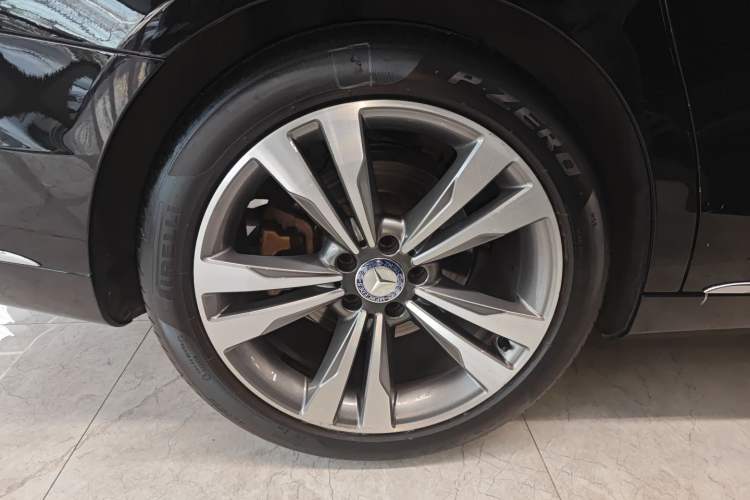 Used Mercedes-Benz Maybach S-Class 2015 S 400 4MATIC Exterior 8